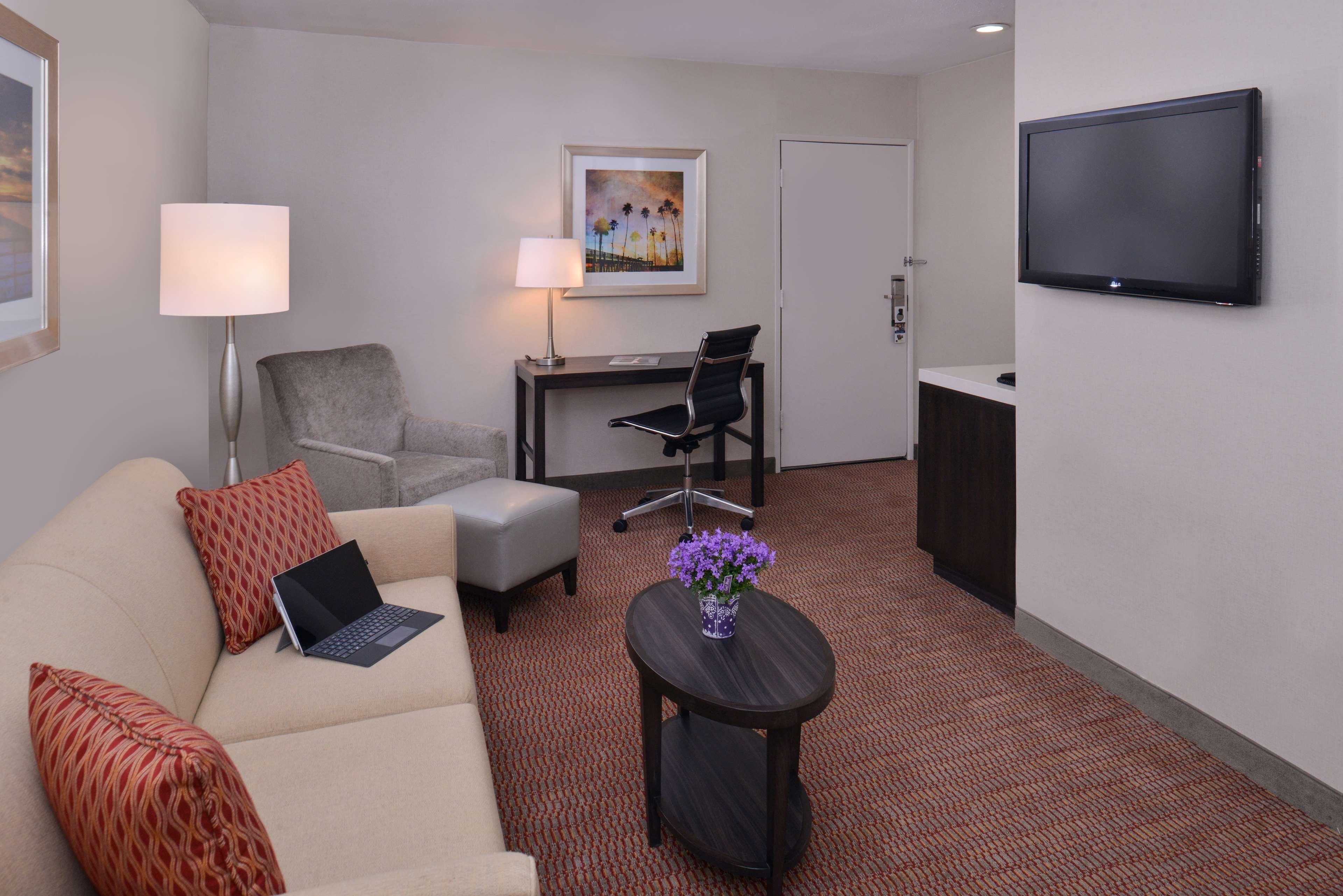 Hotel Western Royal Palace Inn&suites 3*