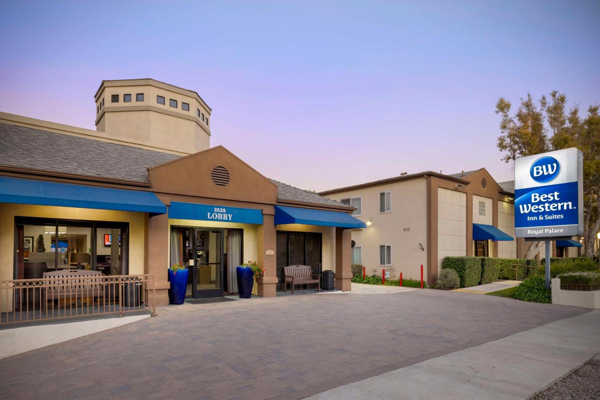 Western Royal Palace Inn&suites Hotel 3*